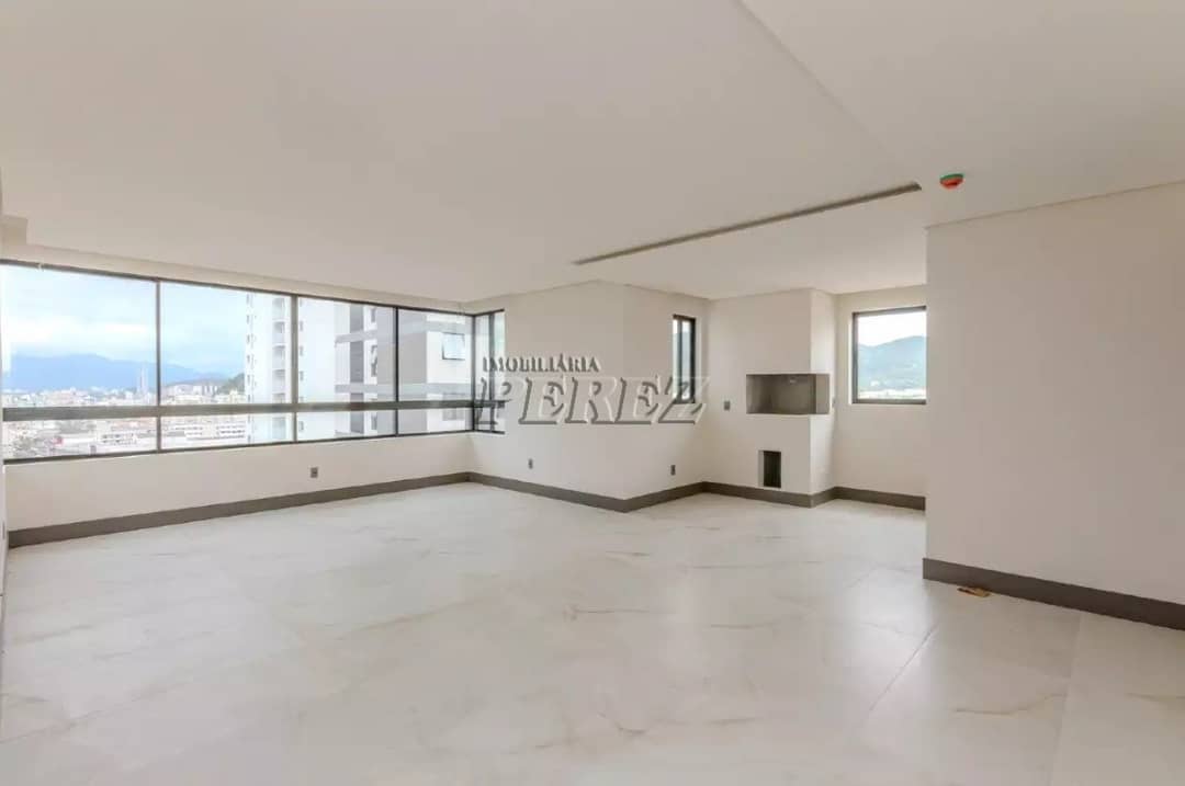 Apartamento à venda de Alto Padrão no Green Ocean - 3 Suítes no Coração de Balneário Camboriú - Foto 2