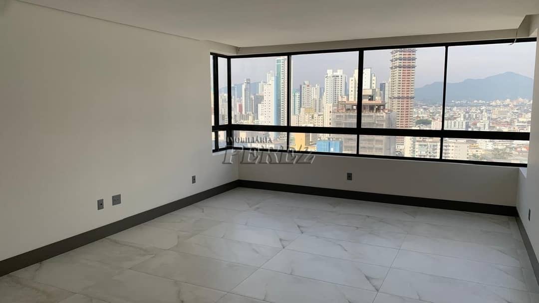 Apartamento à venda de Alto Padrão no Green Ocean - 3 Suítes no Coração de Balneário Camboriú - Foto 4