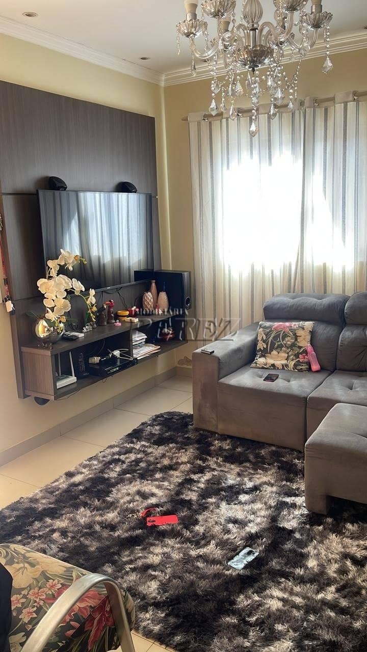 Casa à Venda na Zona Norte de Londrina - Ampla, Funcional e com Espaço Extra! - Foto 2