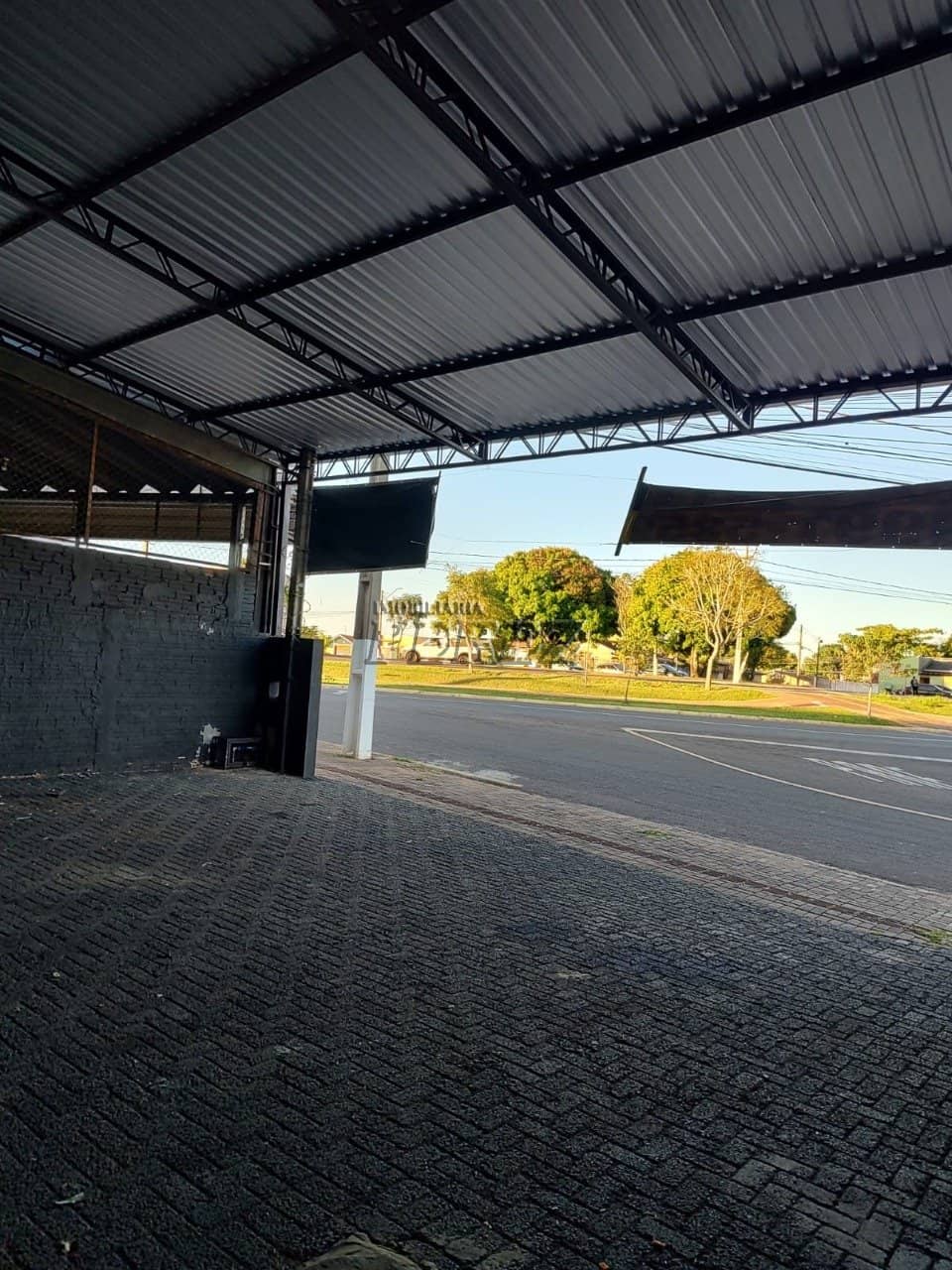 Salão Comercial para alugar na Av. Saul Elkind - Londrina - Foto 1