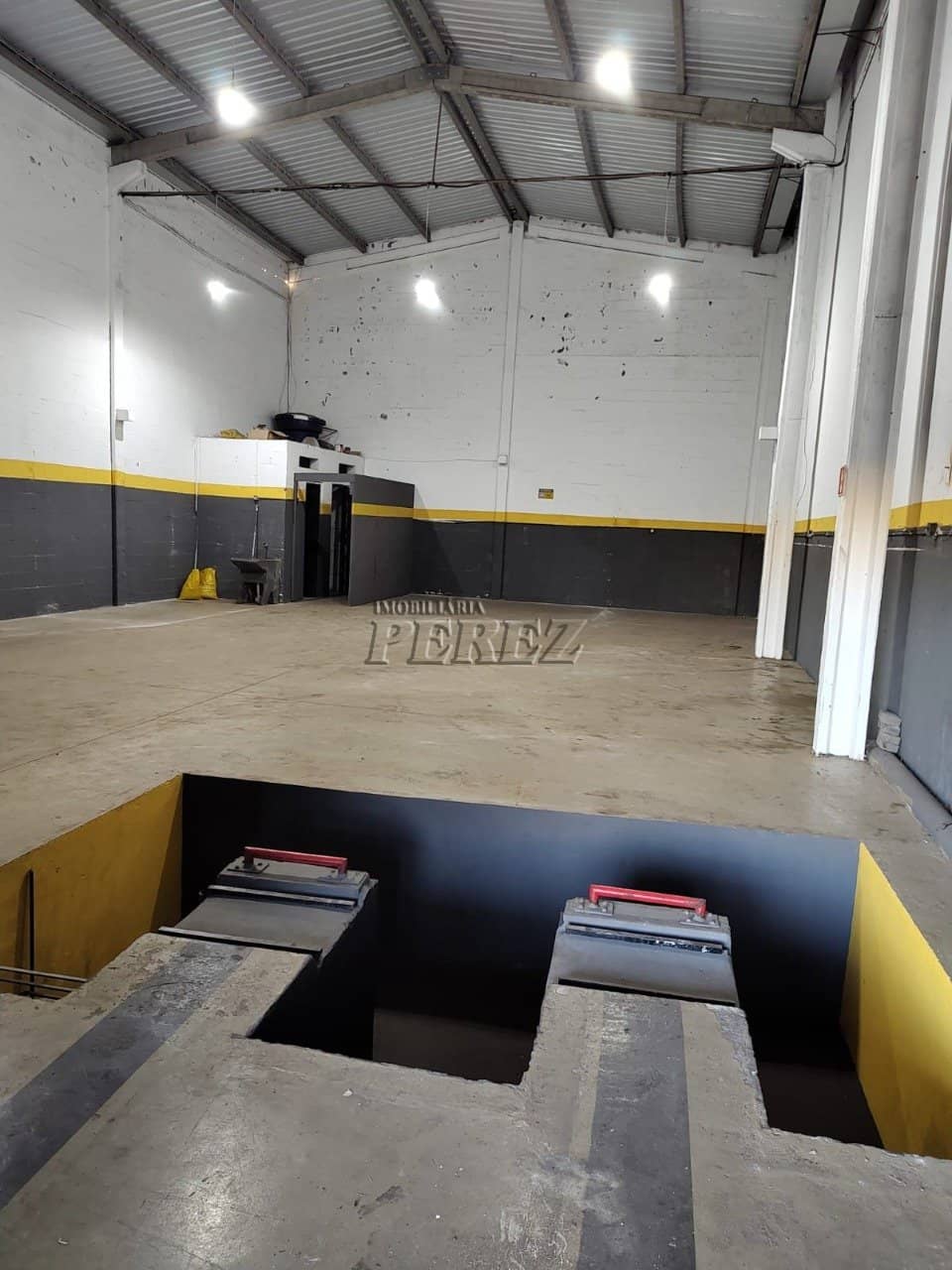 Salão Comercial para alugar na Av. Saul Elkind - Londrina - Foto 4