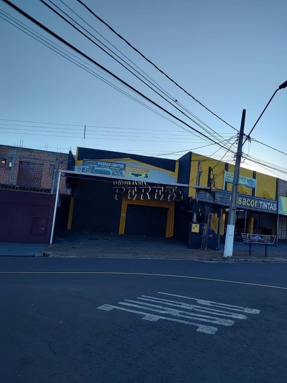 Salão Comercial para alugar na Av. Saul Elkind - Londrina - Foto 0