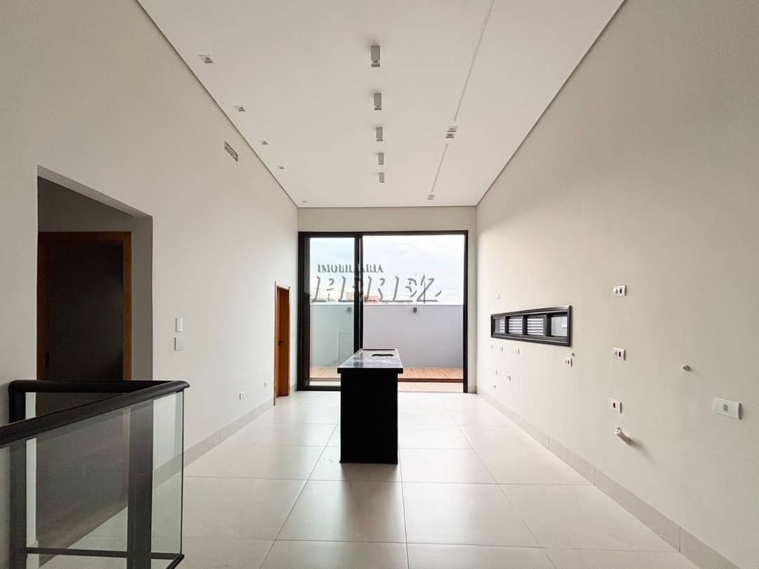 Casa de Alto Padrão à Venda no Condomínio Royal Boulevard - Elegância e Conforto - Foto 2