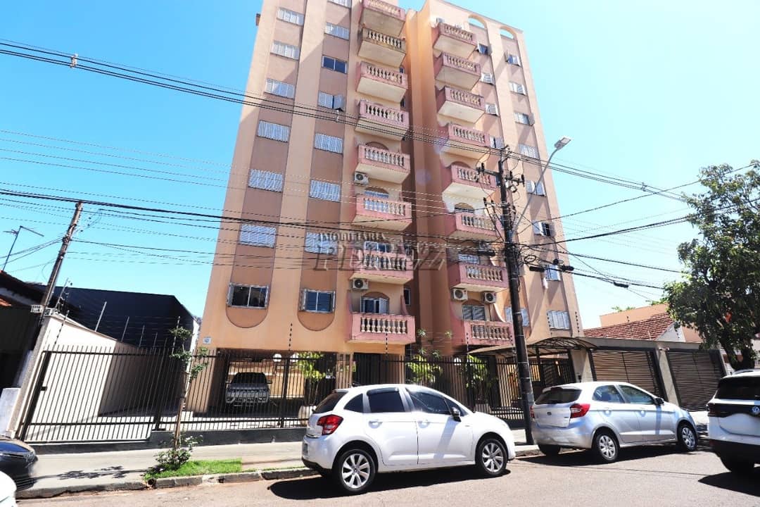 Apartamento para alugar no Edificio Mathilde, centro de Londrina - Foto 0