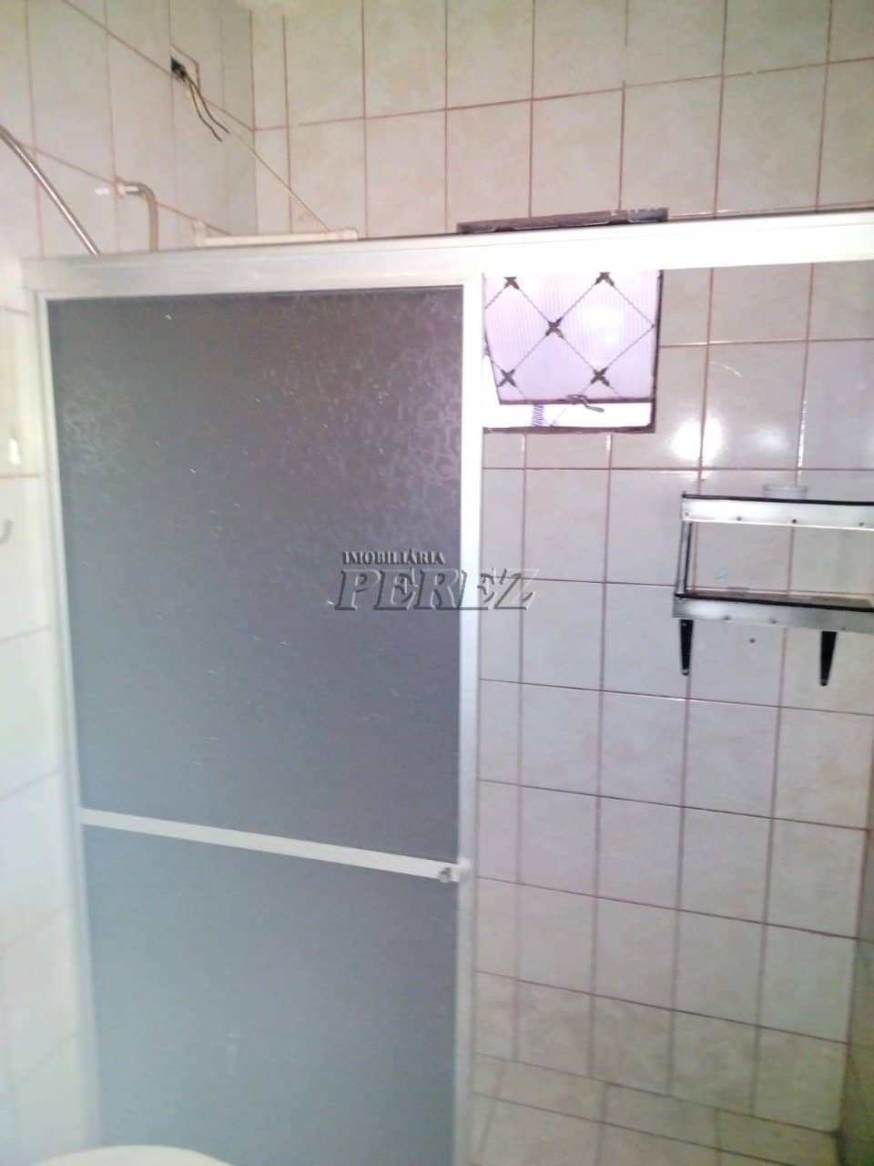 Casa à venda com Dois imóveis - 2 Dormitórios na Frente e 2 nos Fundos com Churrasqueira - Foto 3