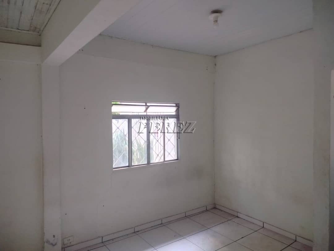 Casa à venda com Dois imóveis - 2 Dormitórios na Frente e 2 nos Fundos com Churrasqueira - Foto 2