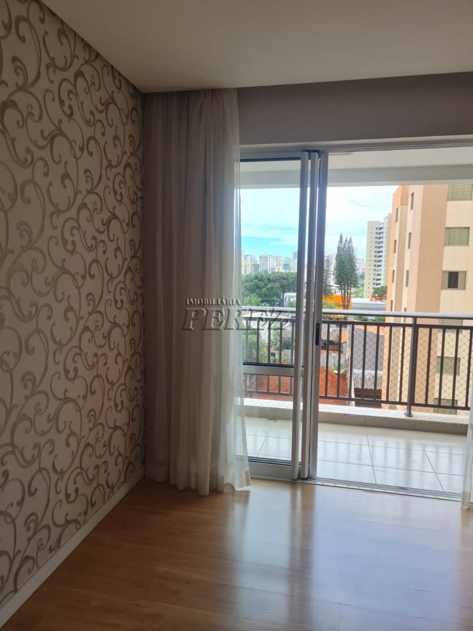 Apartamento à venda no Solar Lalique - 3 Dormitórios com Suíte e Sacada em Londrina! - Foto 0