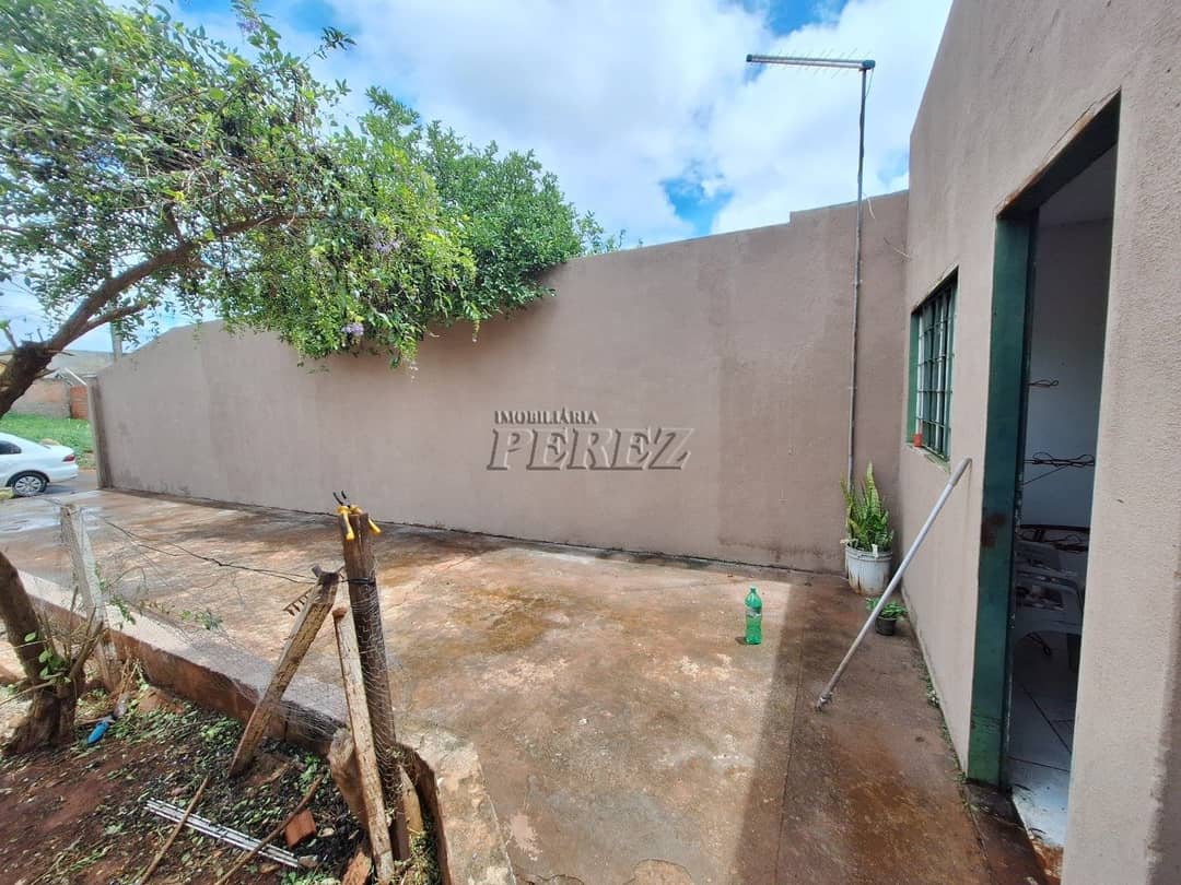 Casa à venda com Quintal Amplo na Região Norte de Londrina - Conforto e Excelente Espaço Externo! - Foto 1