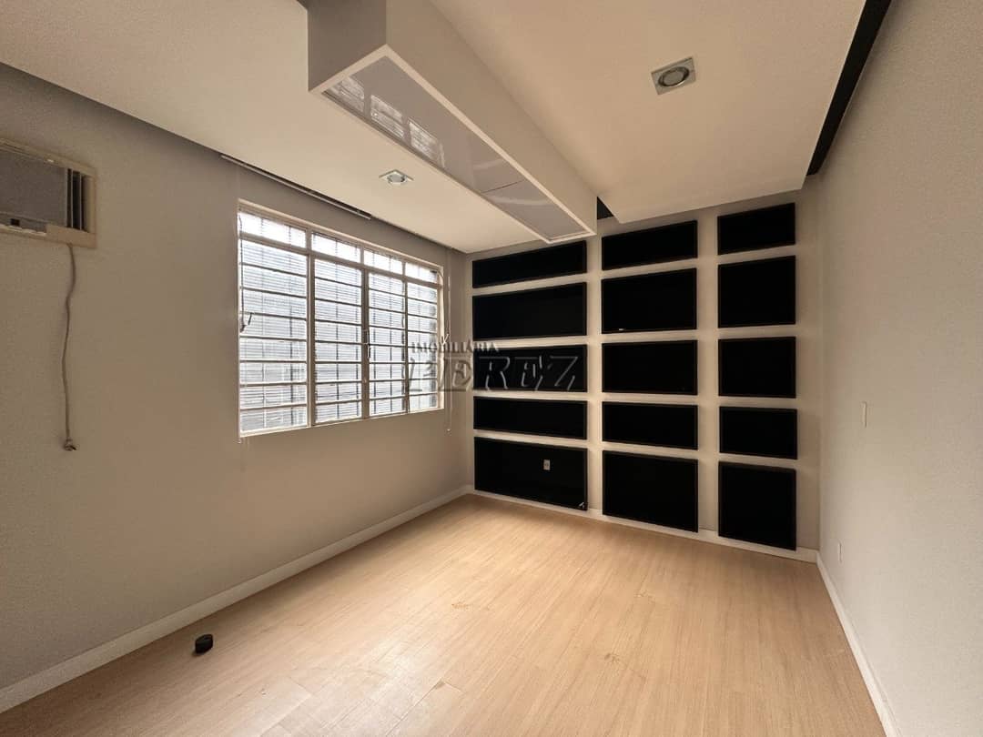 Imóvel Comercial para Alugar na Rua Santos Centro, Londrina - Foto 2