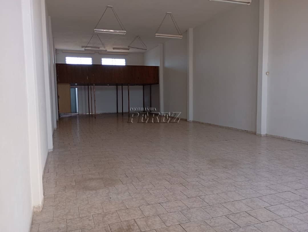 Barracão para alugar na Rua São Salvador no centro de Londrina - Foto 2