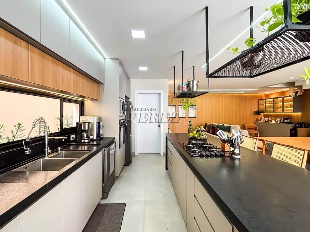 Sobrado à venda na região sul de Londrina - Pronto para morar - Foto 3