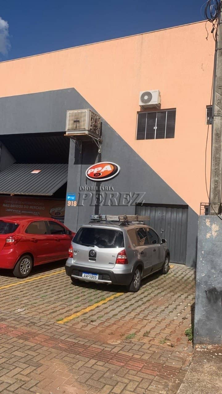 Galpão à venda na Rua Bahia, centro de Londrina - Foto 0