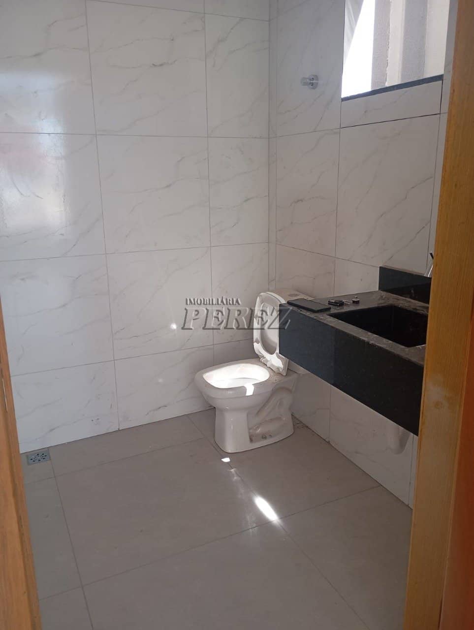 Sala comercial para alugar na Av Saul Elkind na região norte de Londrina - Foto 3