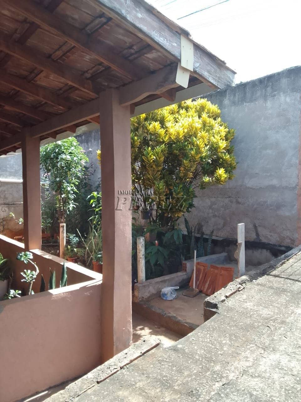 Casa à venda na região norte de Londrina - Foto 1