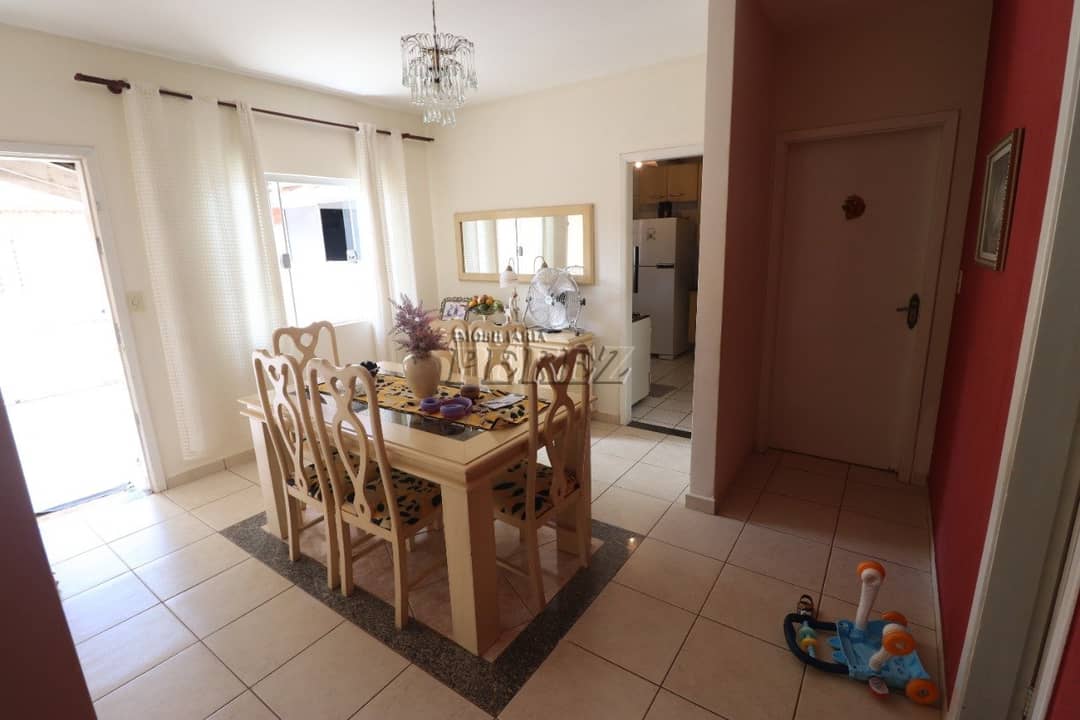 Casa à venda no Jardim Belo Horizonte na região leste de Londrina - Foto 3