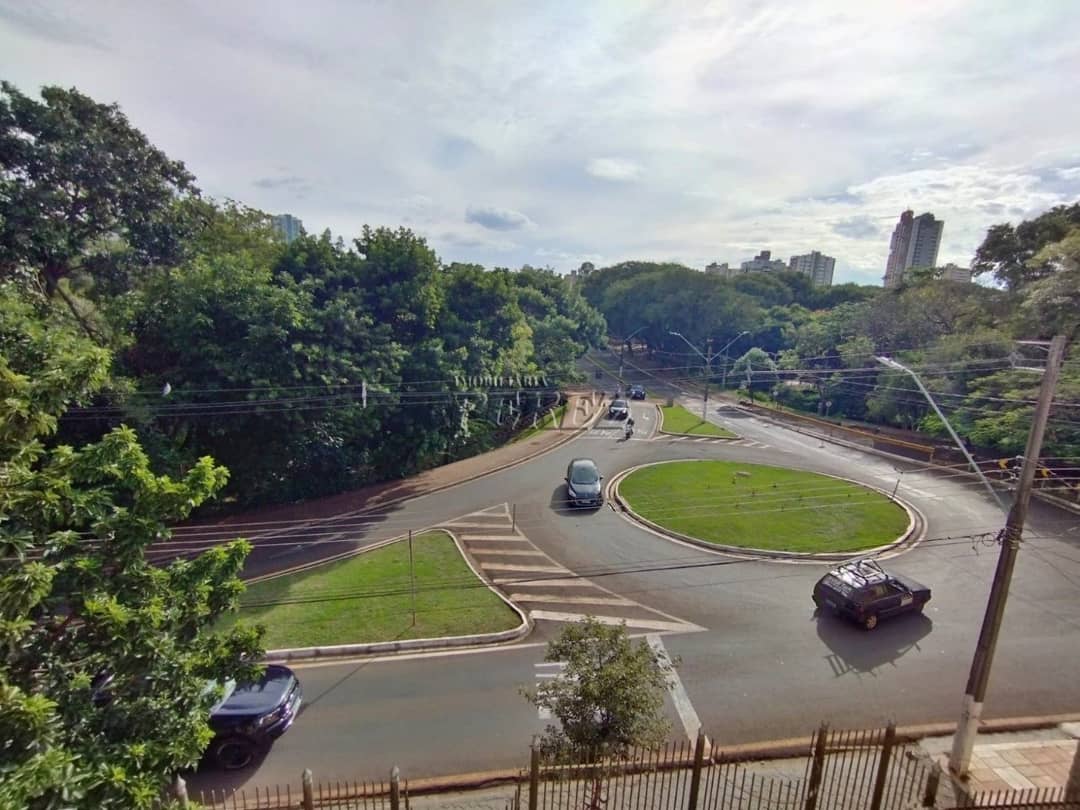 Sobrado à venda e locação no bairro Canaã no centro de Londrina - Foto 2
