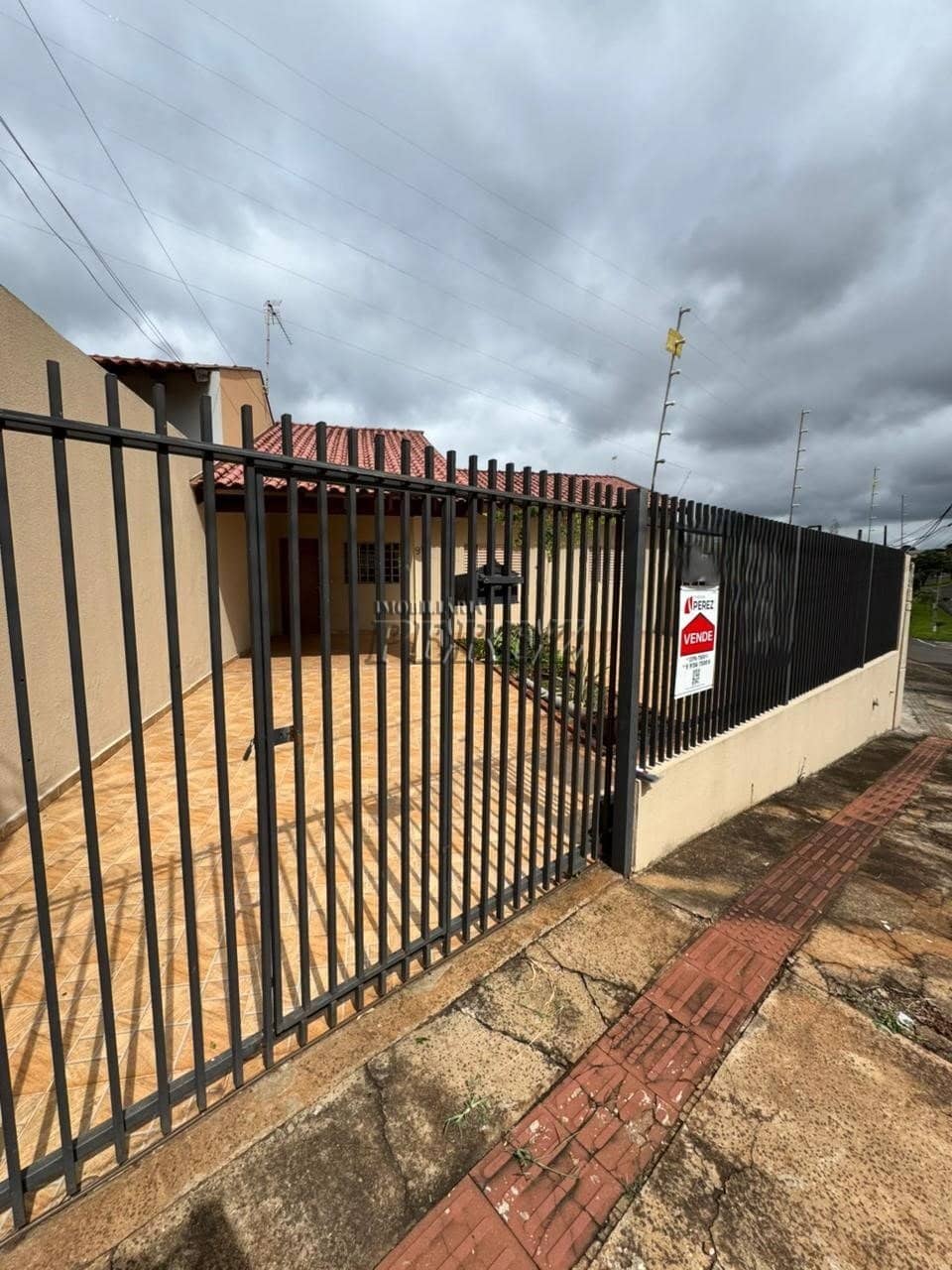 Casa à venda na região leste de Londrina, Jardim Belo Horizonte - Foto 0