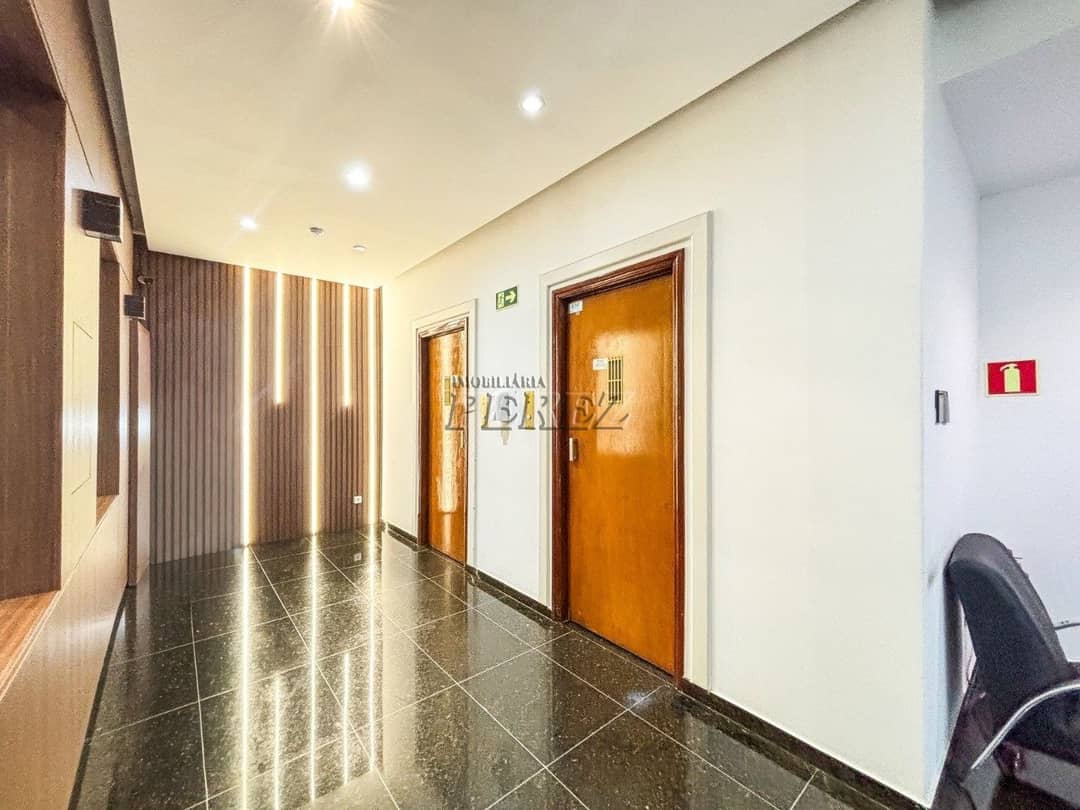 Apartamento à venda no Edifício Esmeralda Cristina no Calçadão de Londrina - Foto 1