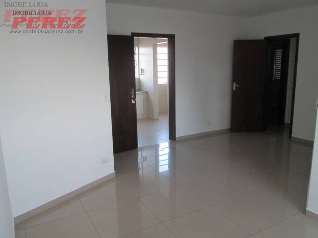 Apartamento no Ed. Nova Inglaterra, de 3 quartos à venda no Vilas Boas - Londrina/PR - Foto 3