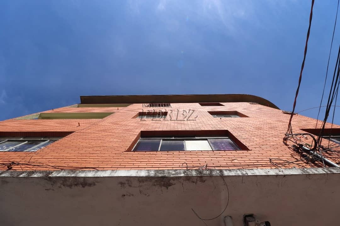 Apartamento, de 3 quartos, 90 m² para alugar no Centro - Londrina/PR - Foto 2