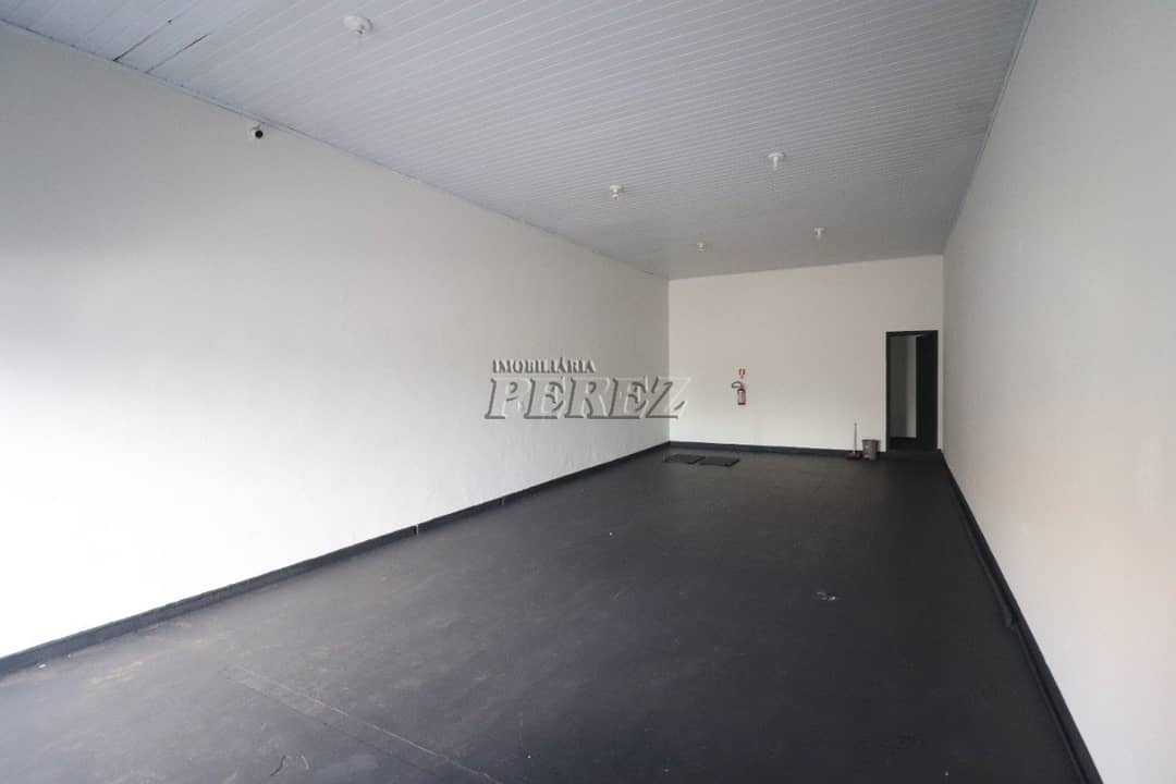 Loja comercial para alugar na Rua Guaporé, região central de Londrina - Foto 2