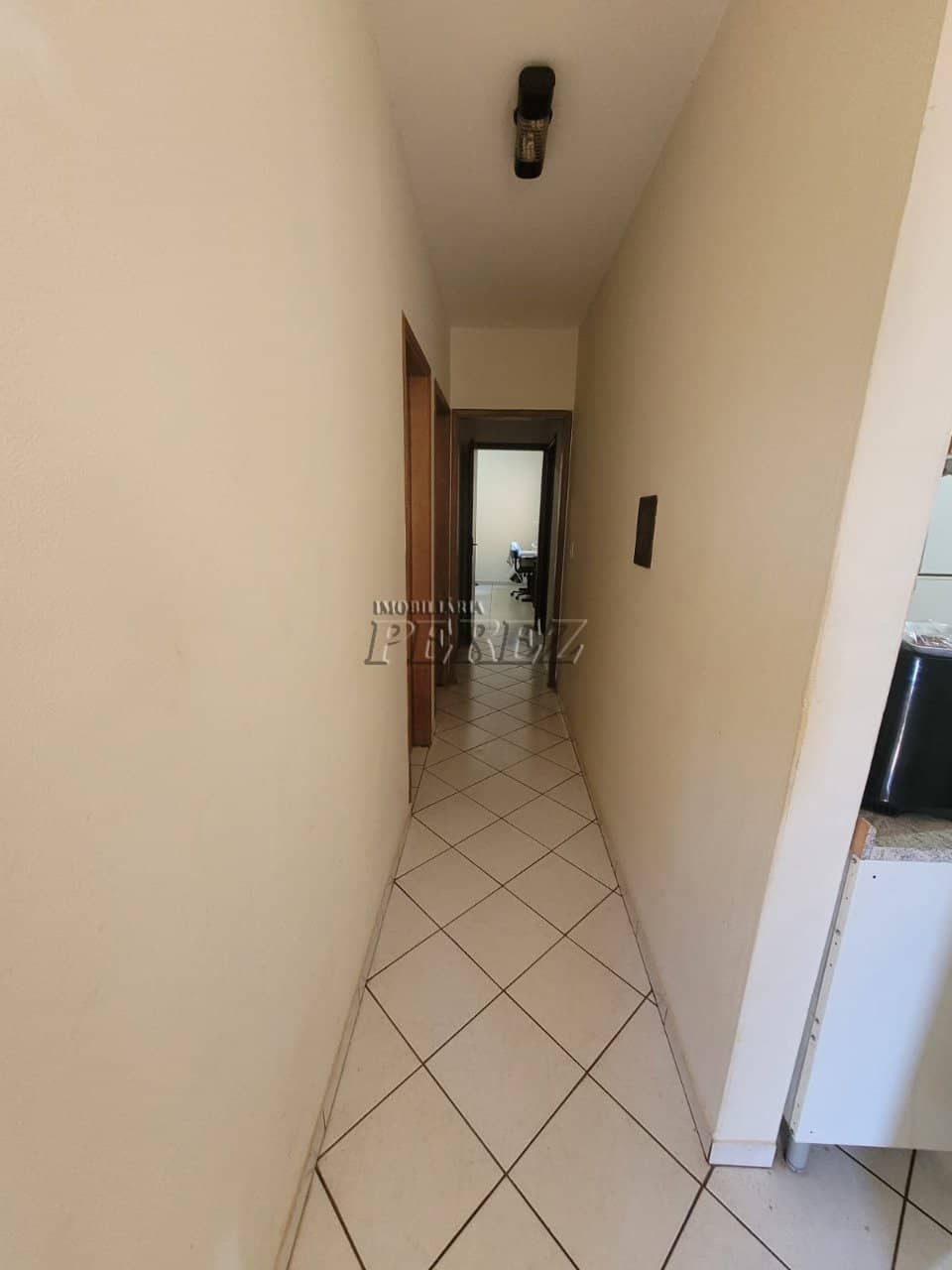 Casa, de 3 quartos à venda no Coliseu - Londrina/PR - Foto 4