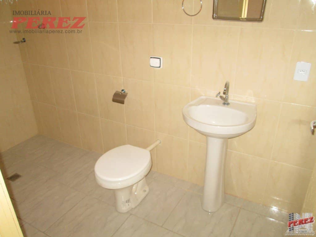 A Imobiliária Perez oferece a você mais uma ótima oportunidade de sobreloa para locação em Londrina. - Foto 4