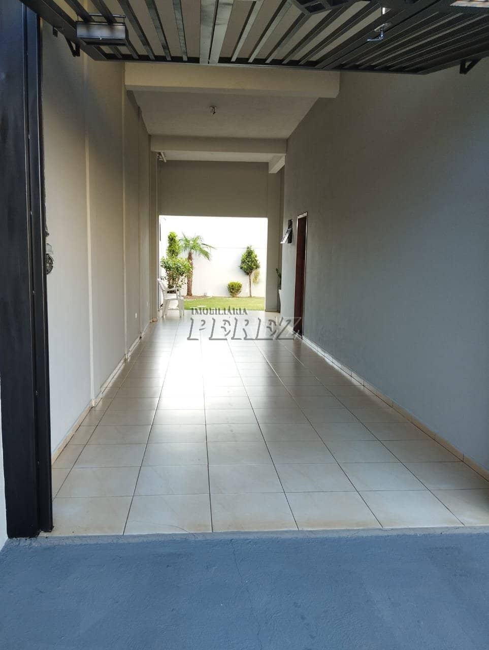 Sobrado, de 3 quartos, 250 m² à venda no Chamonix - Londrina/PR - Foto 2