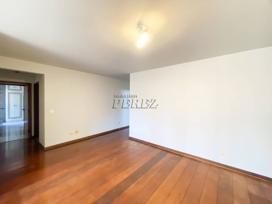 Apartamento à venda no Edifício Giardini na região central de Londrina - Foto 3