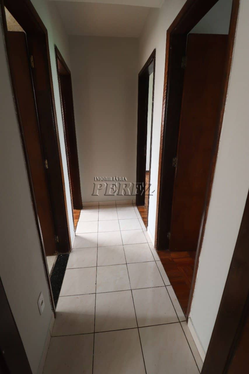 Apartamento para alugar na Rua São Salvador, centro de Londrina. - Foto 4