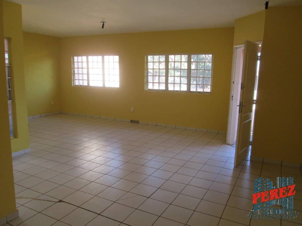 Casa, de 3 quartos, 114 m² à venda no San Izidro - Londrina/PR - Foto 2