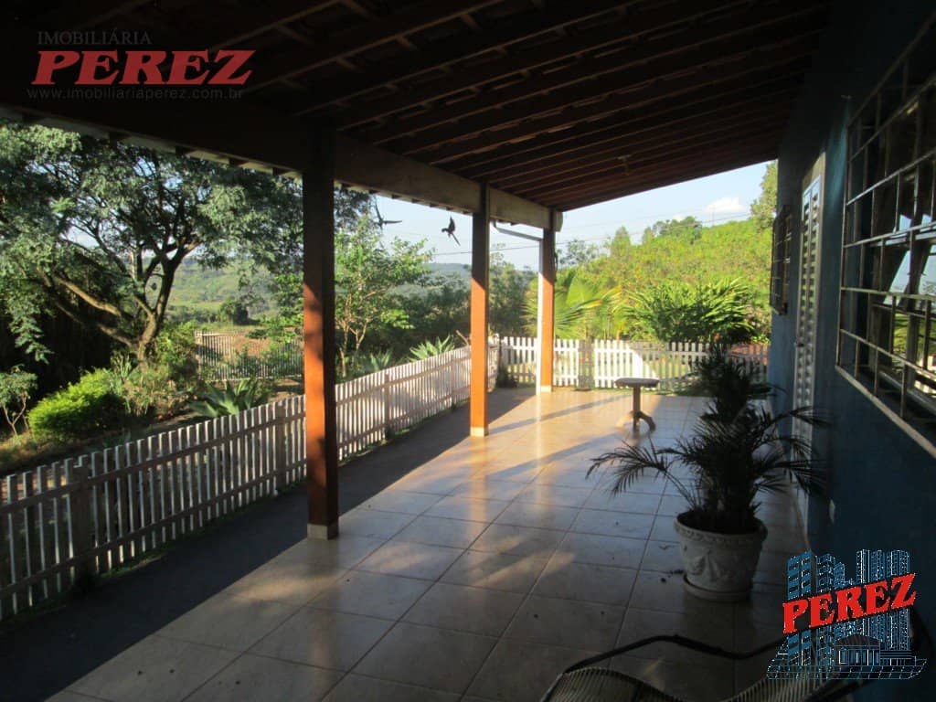Imóveis Rurais, de 1 quarto, 164 m² à venda no Limoeiro - Londrina/PR - Foto 2