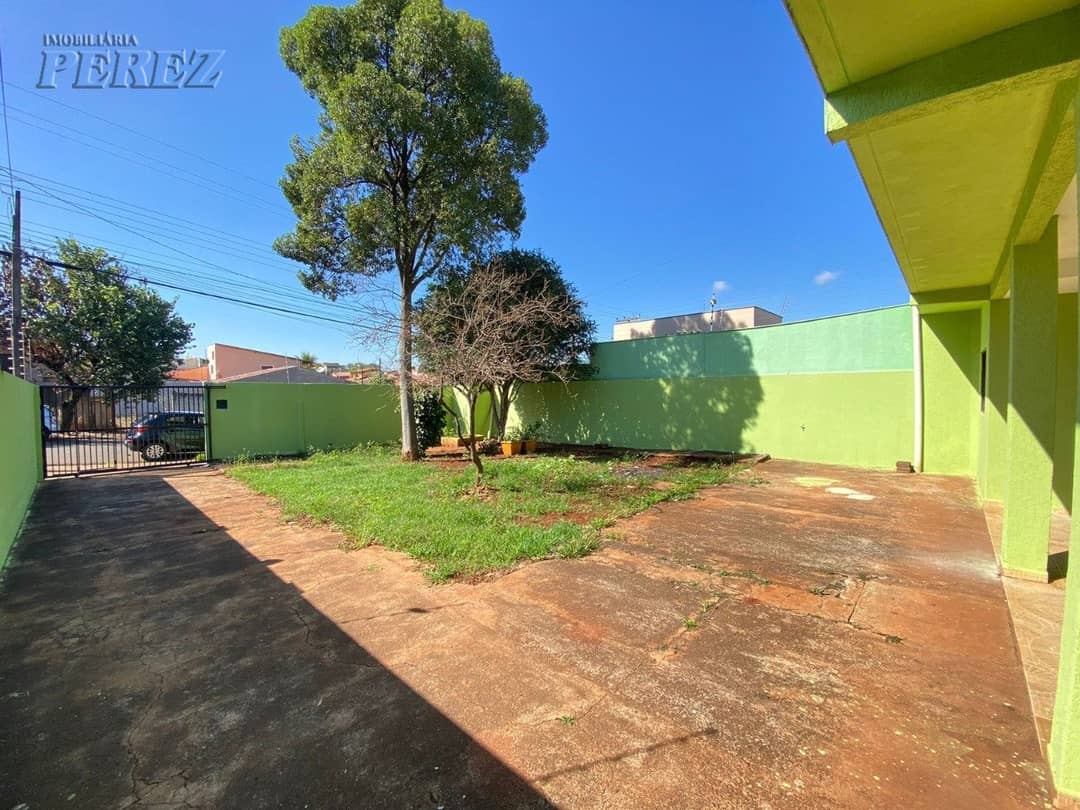 Sobrado, de 5 quartos, 180 m² à venda no Quadra Norte - Londrina/PR - Foto 2