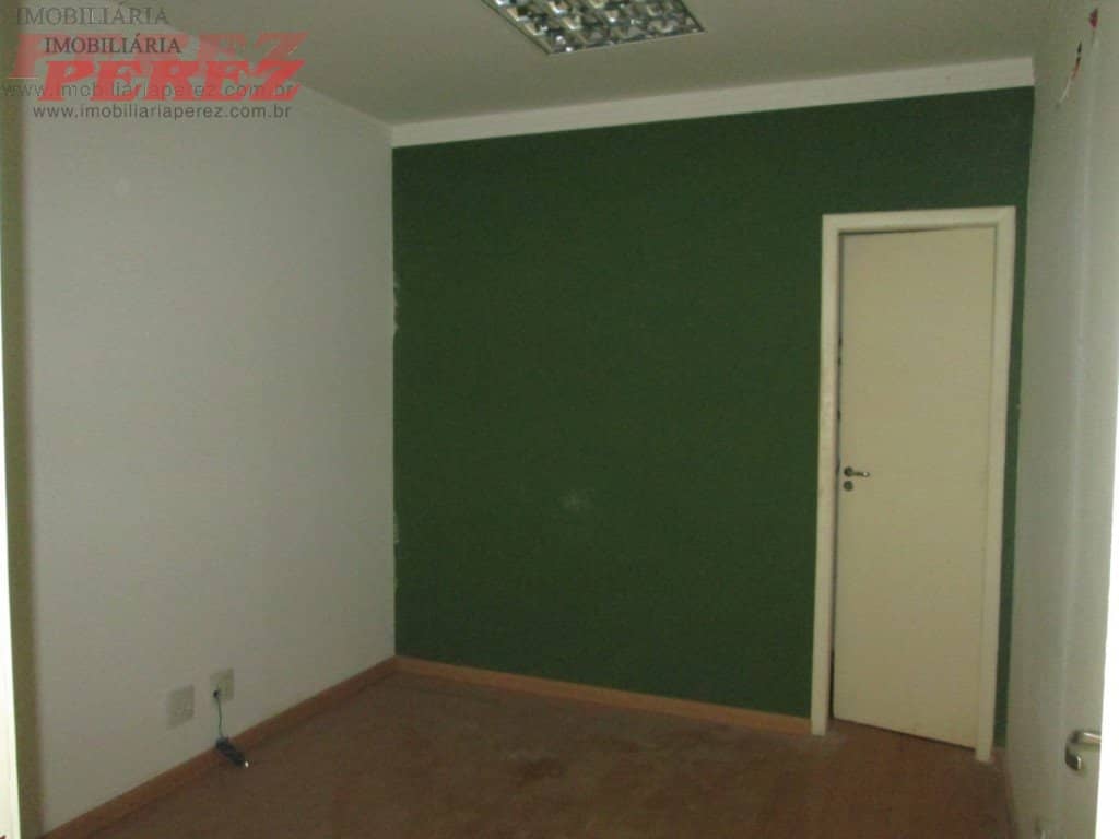 Salão comercial para alugar na Rua Venezuela, centro de Londrina - Foto 4