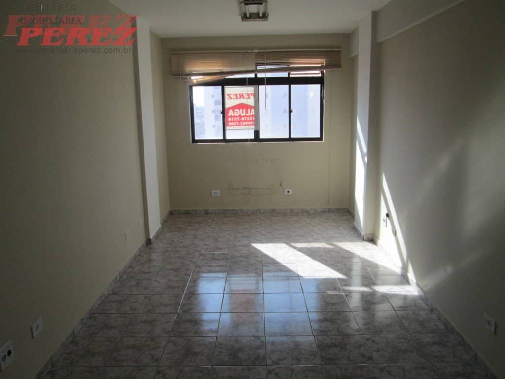 Sala comercial para alugar no Edifício Maria Renilda, no centro de Londrina. - Foto 2