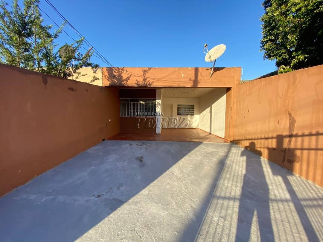 Casa, de 3 quartos para alugar no Vila Goes - Londrina/PR - Foto 1