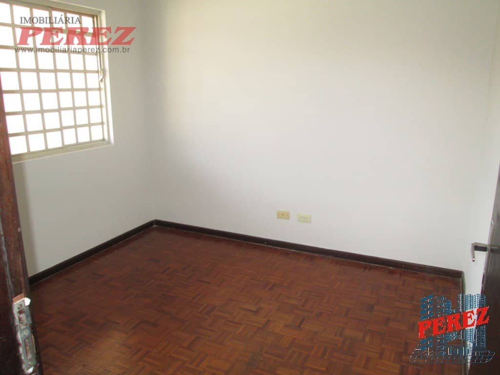 Casa, de 3 quartos, 187.05 m² à venda no Universitario - Londrina/PR - Foto 2