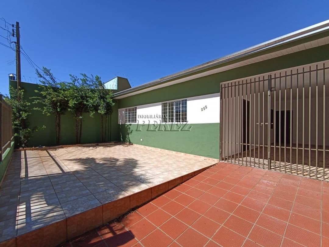 Casa para alugar no Semiramis na região norte de Londrina - Foto 1