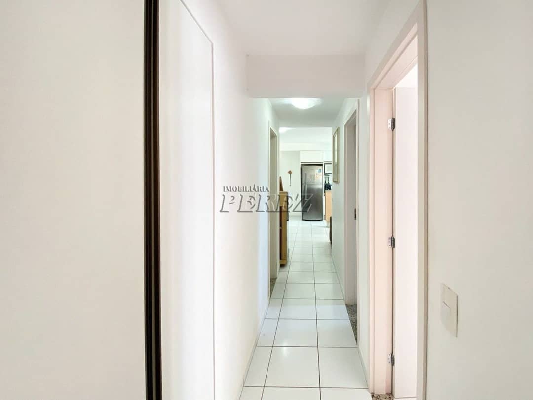 Apartamento para alugar na Rua Paes Leme, no centro de Londrina. - Foto 2