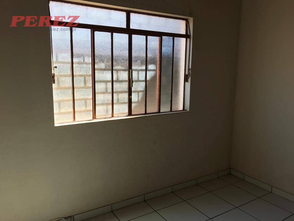 Casa comercial, de 3 quartos, 187.95 m² à venda no Bancarios - Londrina/PR - Foto 3