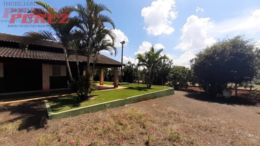 Imóveis Rurais, de 3 quartos, 180 m² à venda no Espirito Santo - Londrina/PR - Foto 2