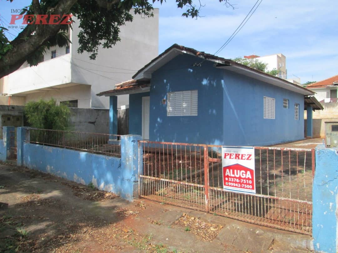 Casa à venda ampla com 3 dormitórios e quintal espaçoso em Londrina! - Foto 0