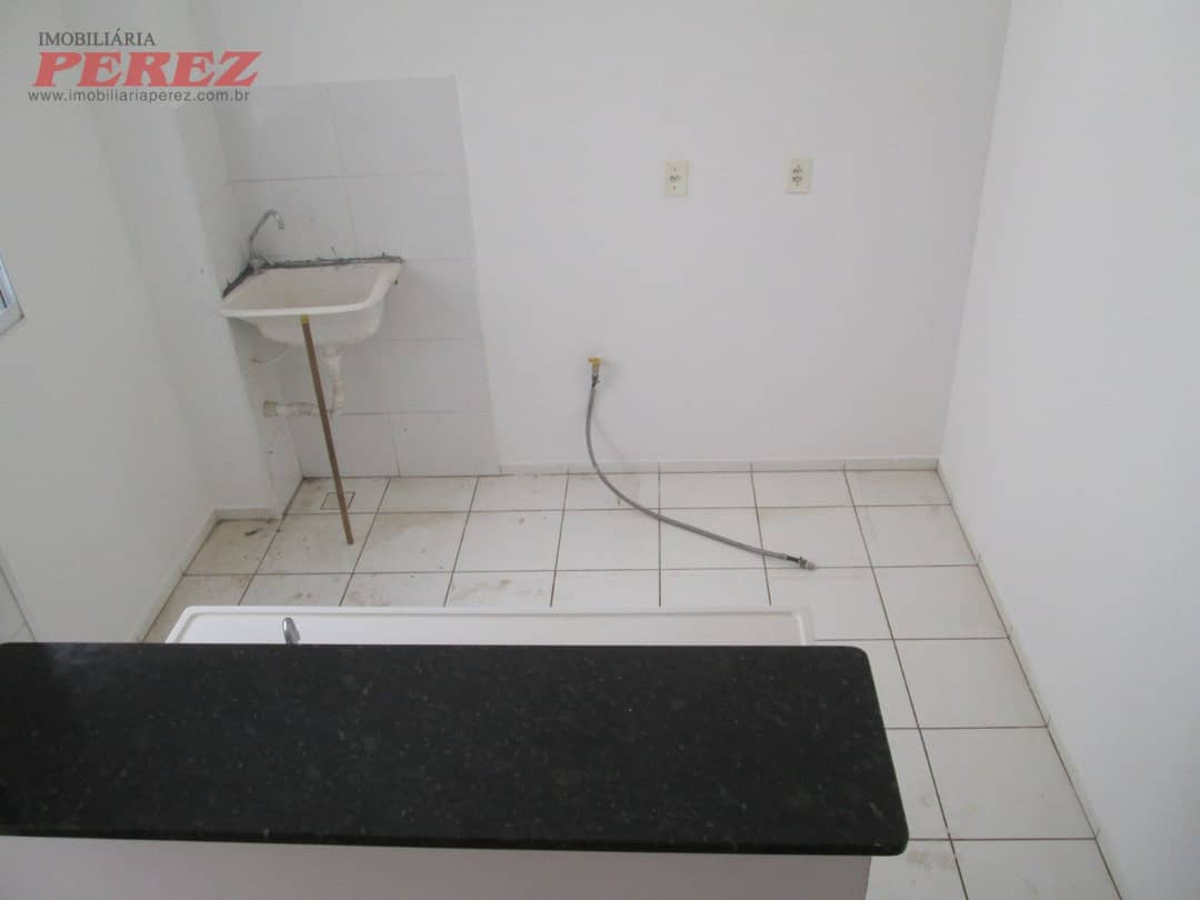 Apartamento no Lagoa Da Prata, de 2 quartos, 47.08 m² para alugar no Cidade Industrial Ii - Londrina/PR - Foto 3