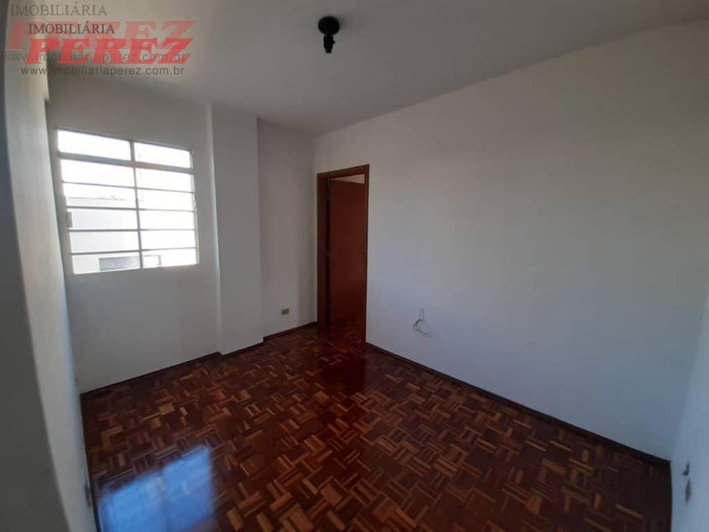 Apartamento à venda no Edificio Porto Feliz, Centro de Londrina - Foto 4