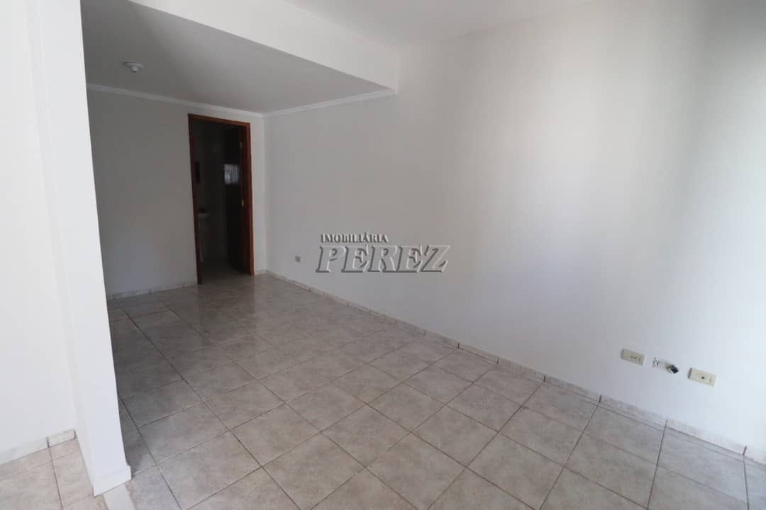 Sobrado para alugar no Jardim Tarumã, região leste de Londrina. - Foto 1