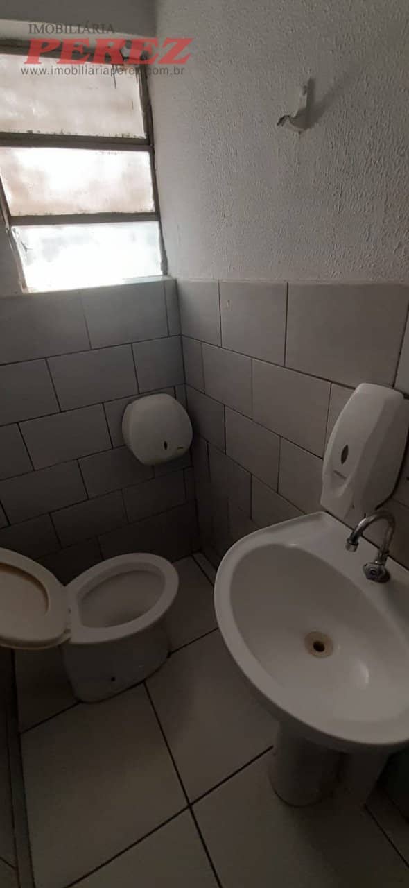 Salas, 27 m² para alugar no Centro - Londrina/PR - Foto 4