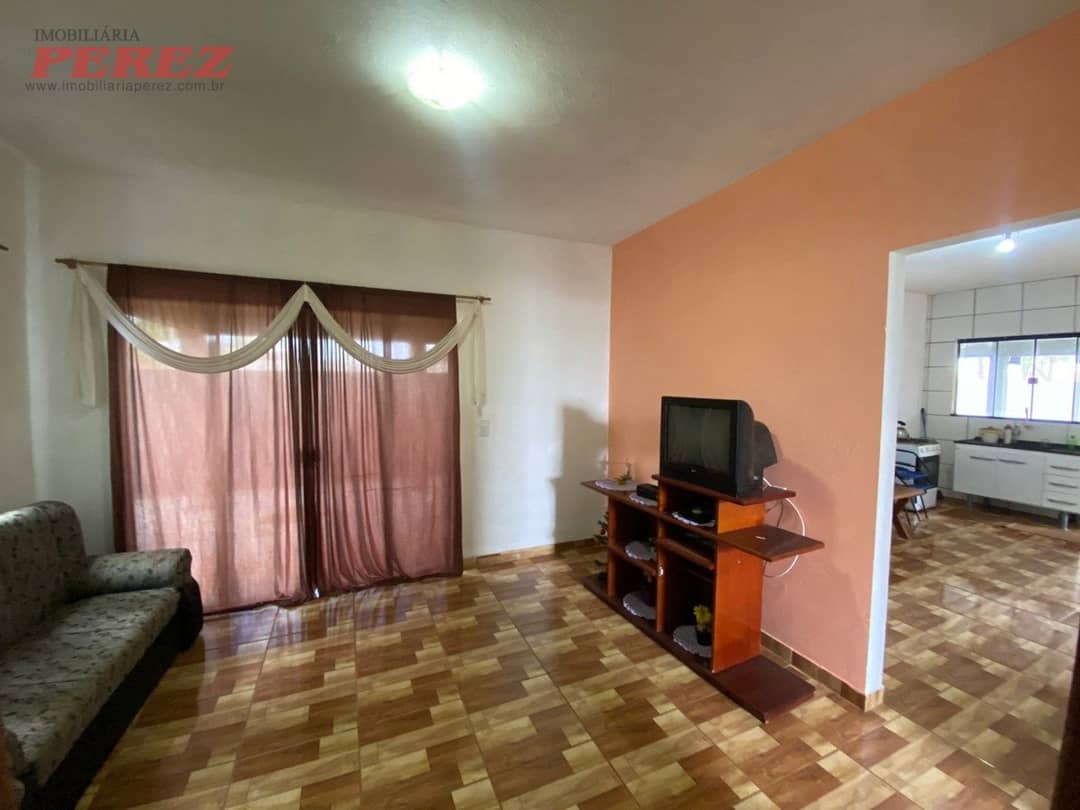 Imóveis Rurais, de 2 quartos, 120 m² à venda no Centro - Sertaneja/PR - Foto 4