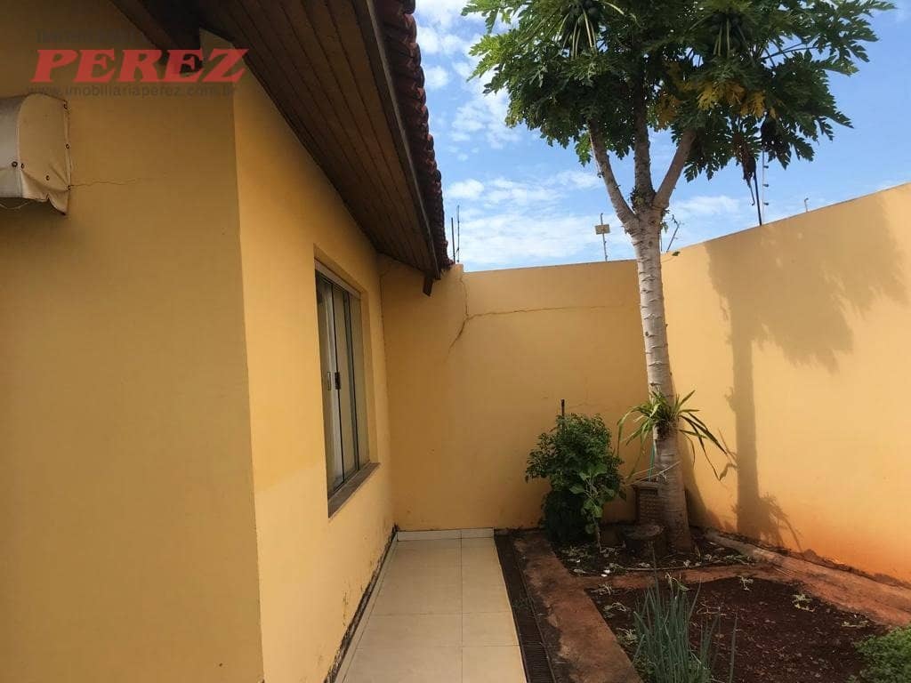 Sobrado, de 4 quartos, 261.36 m² à venda no Petrópolis - Londrina/PR - Foto 1