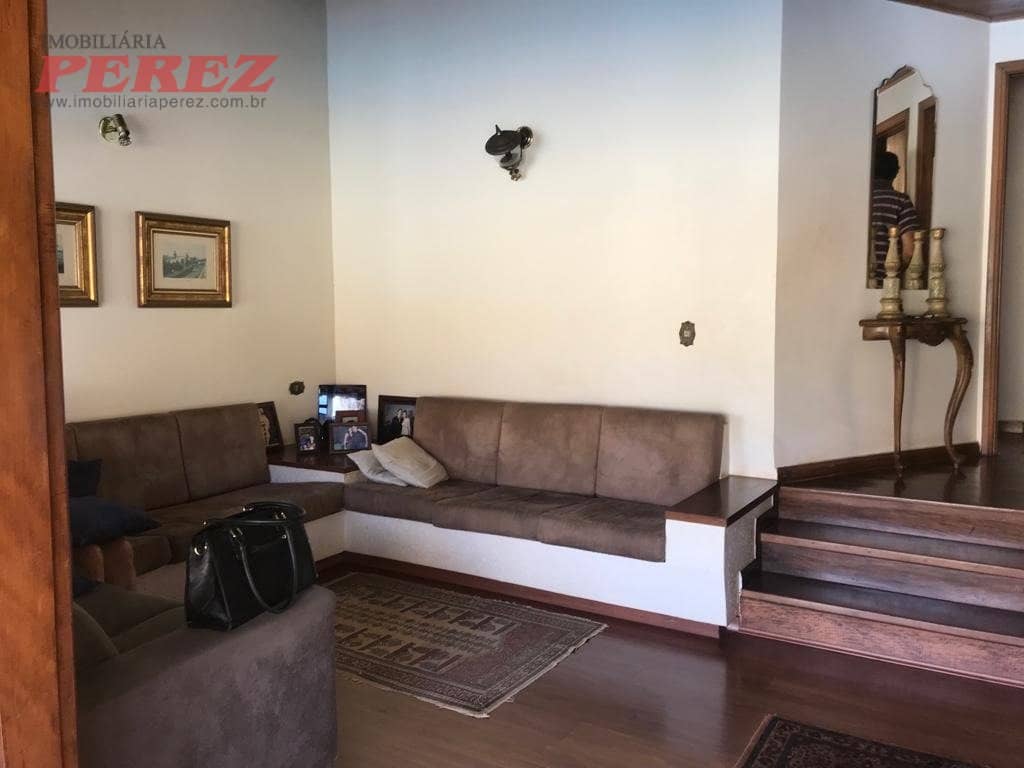 Sobrado, de 4 quartos, 261.36 m² à venda no Petrópolis - Londrina/PR - Foto 2