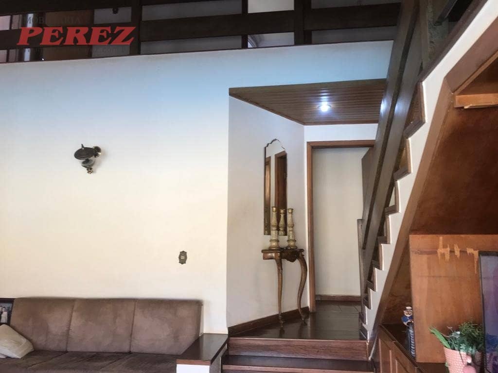 Sobrado, de 4 quartos, 261.36 m² à venda no Petrópolis - Londrina/PR - Foto 4